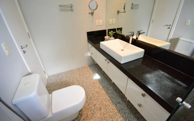 Cobertura em Jurerê a 200m da praia