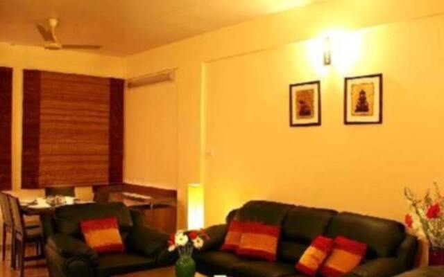 16 Squares Luxury Suites & Boutique Hotel