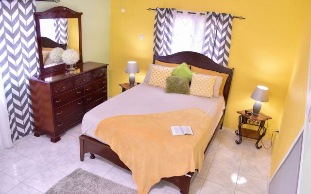 Delux Caribbean Estate Guest Apartment