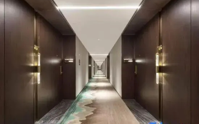 Nalati Minrong Yunting Hotel