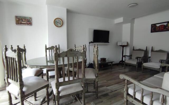 Apartamento Cómodo, Iluminado Y Central En Manizales