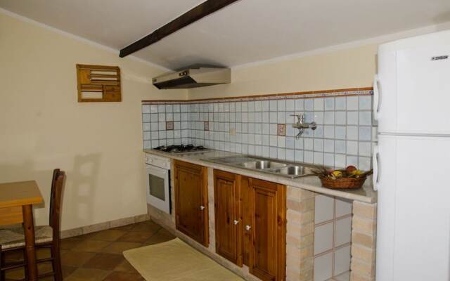 La Torre a Castelnuovoparano