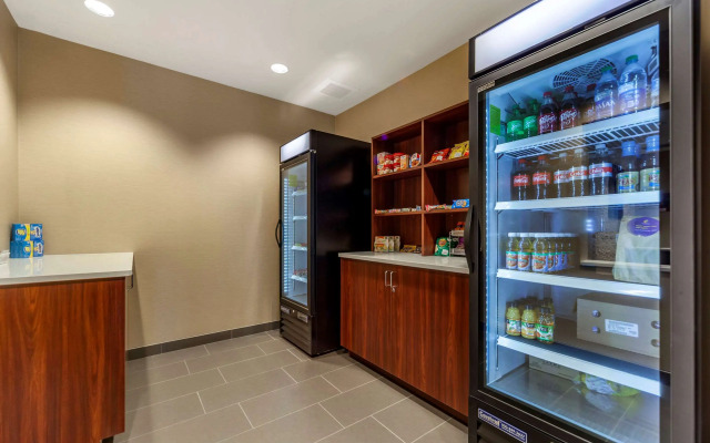 Comfort Suites Grand Island South