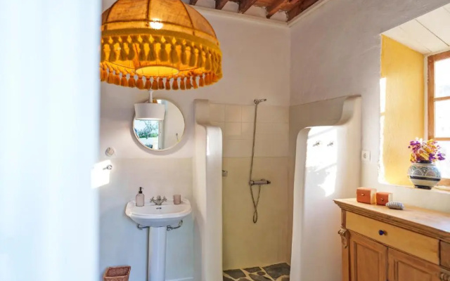 Casa Angelina Lindian House with large garden