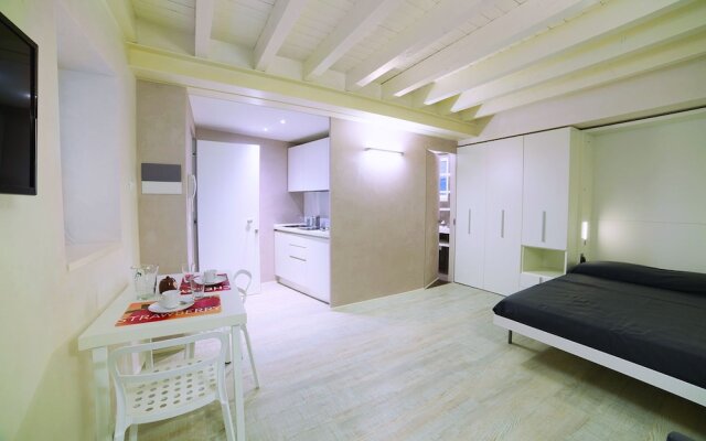 Vicolo Zini Apartments