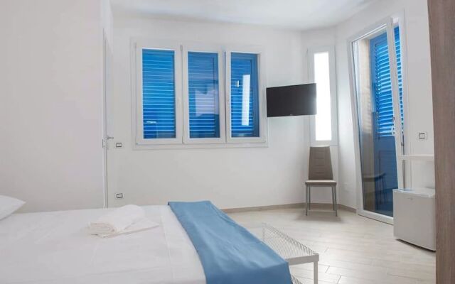 Depandance Estasi Sul Mare