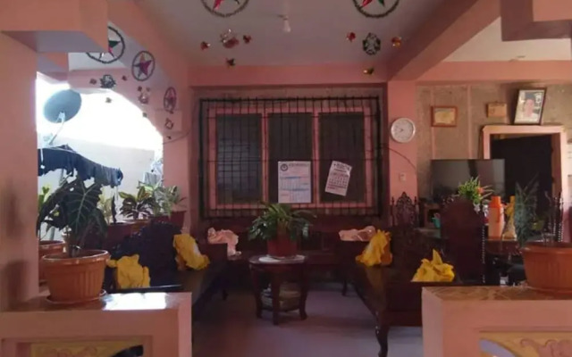 Ludy's Pension House