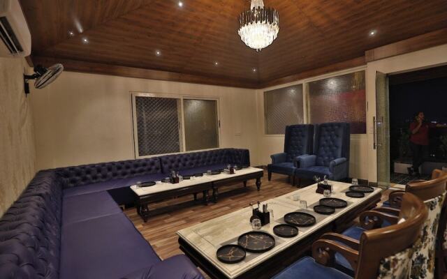 Hotel Candle Wood By A Plus Hospitality