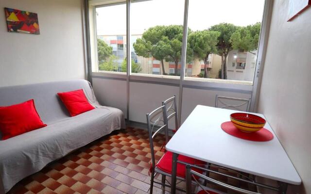 Appartement Le Grau-du-Roi, 1 pièce, 4 personnes - FR-1-307-55