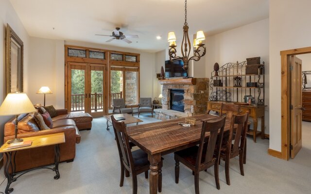 3059 The Timbers 2 Bedroom Condo by RedAwning