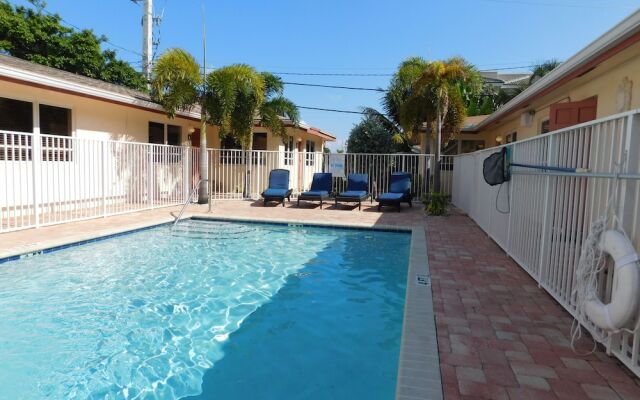 Lauderdale Villas, Suites by the Sea