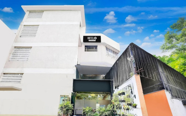 Pleasant Stays Near Powai Lake Mumbai