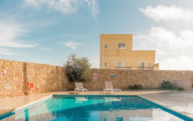 Wellness Hygge Modern Gozitan Apartment