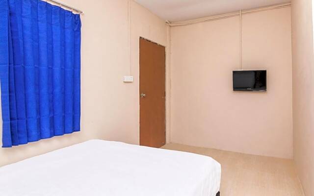 OYO Life 2579 Kost Anggun 2