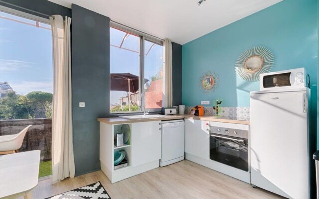 Charming Flat, Comfortable&quiet, Close to the sea