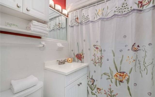 Sea Rocket 18 - Studio Condo