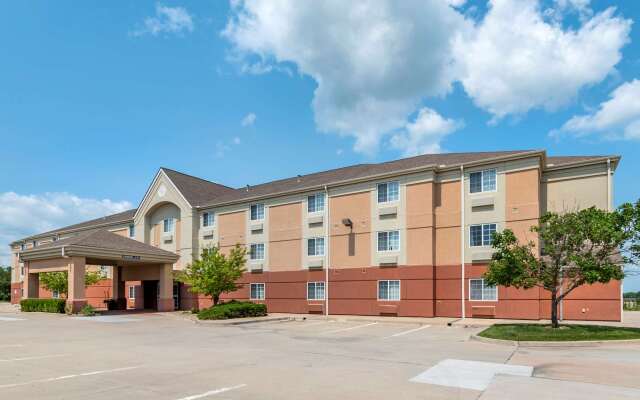 MainStay Suites Emporia