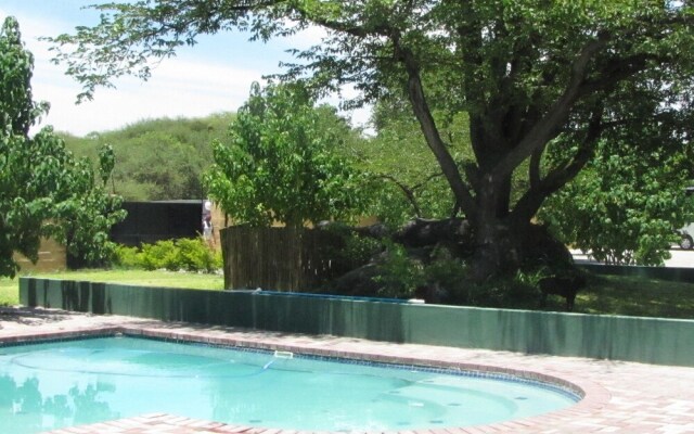 Mochaba Crossing Lodge