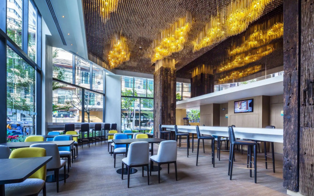 Holiday Inn Express Bangkok Sukhumvit 11 by IHG