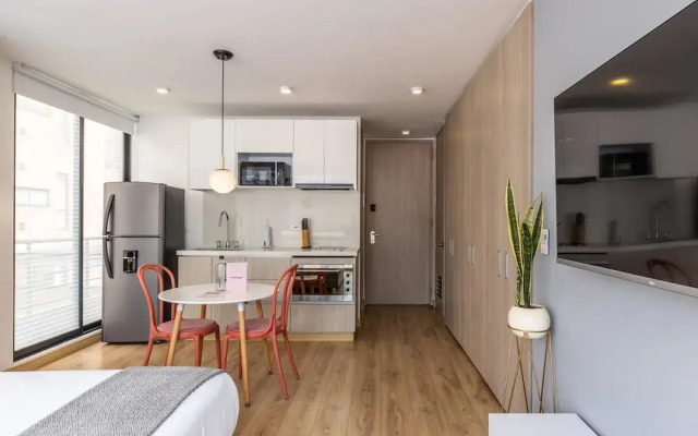 w Comfortable Loft in Santa Ana