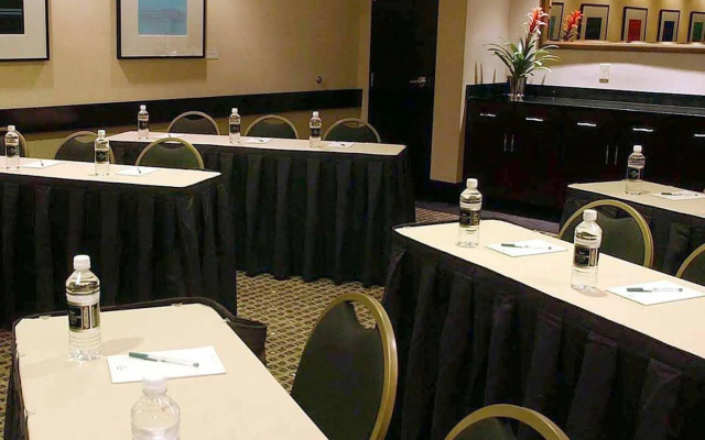 Homewood Suites by Hilton Plano- Richardson