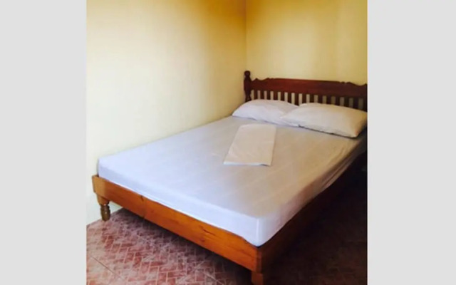 Canoe Beach Resort