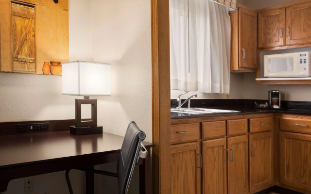 Country Inn & Suites by Radisson, Lubbock, TX