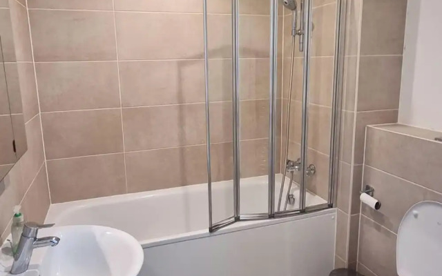 Double Bedroom in London