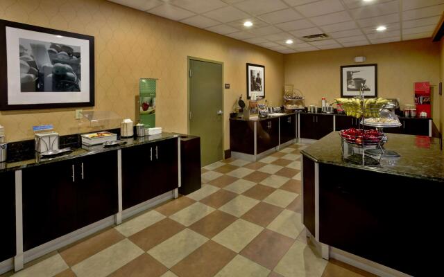 Hampton Inn & Suites Richmond/Virginia Center