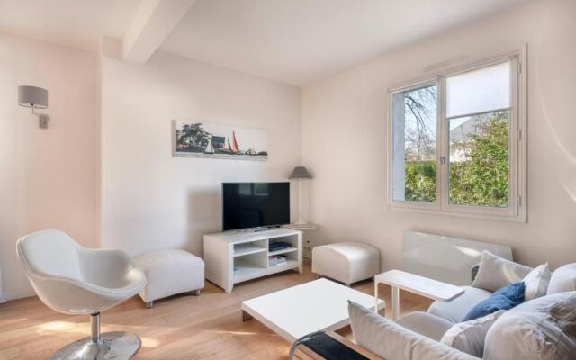 Charmante Maison Pour 11 Personnes a Sarzeau