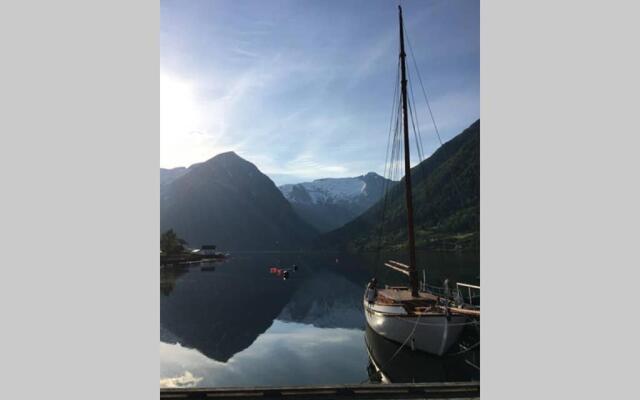 Balestrand Fjordapartments Holmen 19A