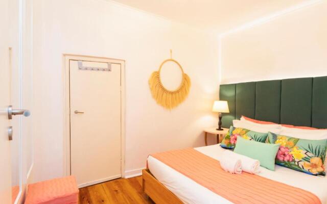 Alfama Patio Apartments