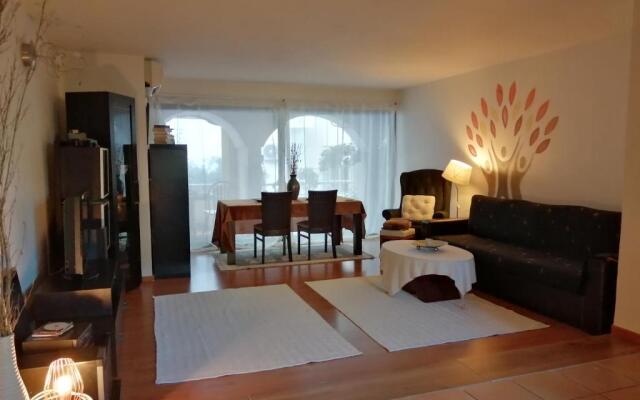 Ariadni 100sqm, 80m awarded beach, 2bedrooms for 2pers