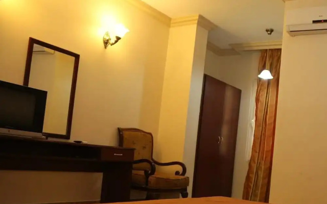 Rumman Hotel