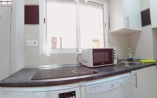 Apartamento de 2 Habitaciones en Puerta del Angel AZ2B
