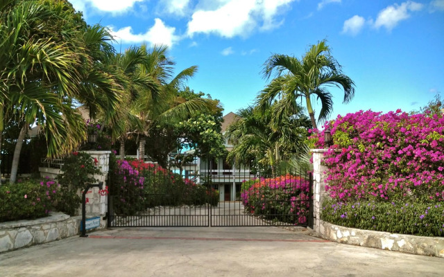 Sunset Point Oceanfront Villa