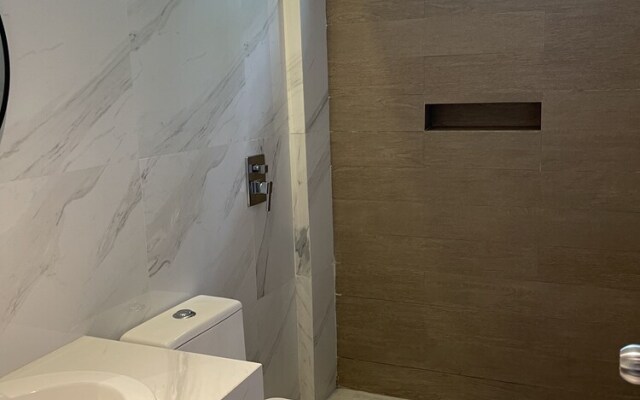 Anton's Loft Designer Resort Pansol