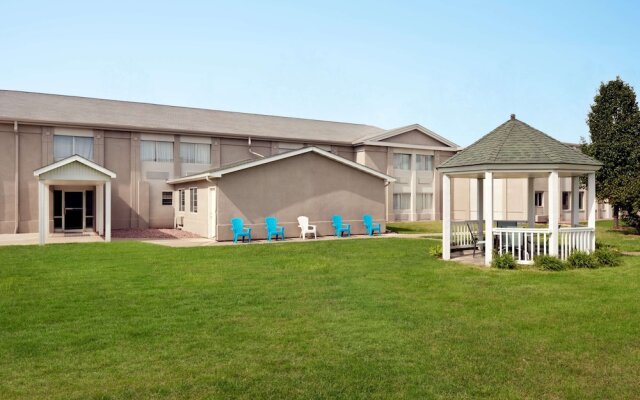 Super 8 by Wyndham Des Moines