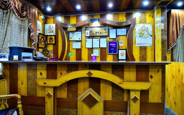 OYO 36255 Himalayan Regency