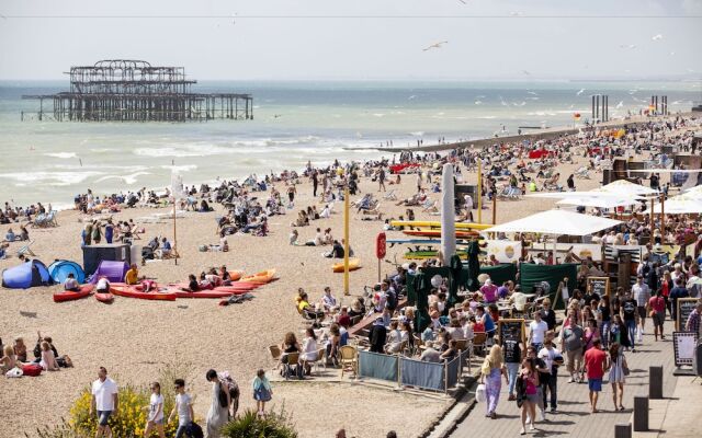 Brighton Getaways - Artist Studio