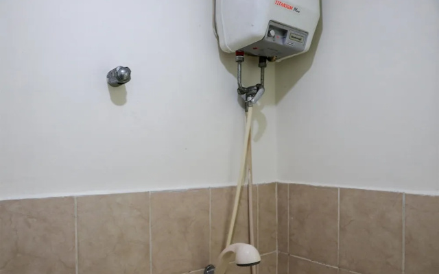 Nice And Elegant 2Br At 29Th Floor Green Bay Pluit Apartment – Bathroom – Jakarta