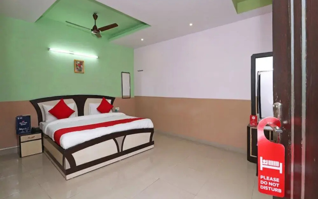 Vasundhra Heights Hotel