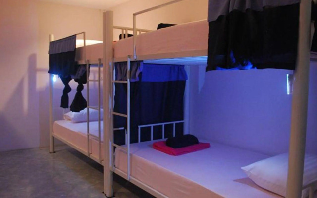 Baan Kai Hostel