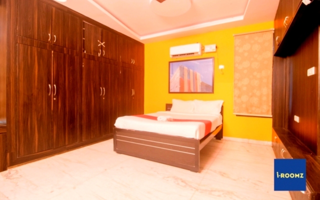 iROOMZ HOTEL PEACEFUL STAY VILLA