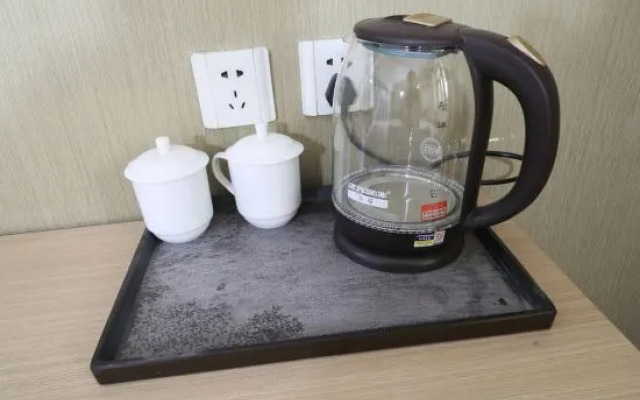 Karamay Clear Water Bay Business Hotel