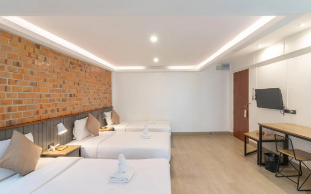 The Old City Wall Inn