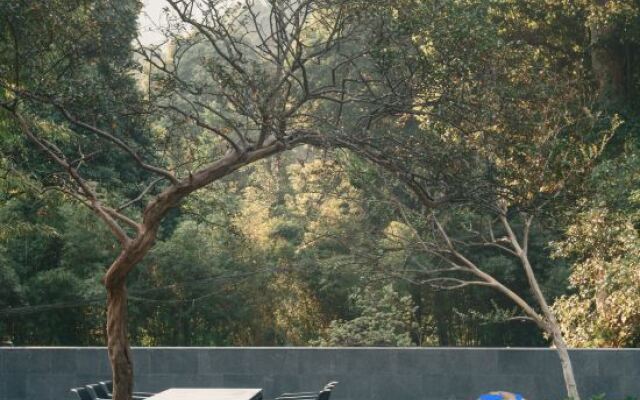 Emeishan Hetang Yunqi Tangquan Homestay