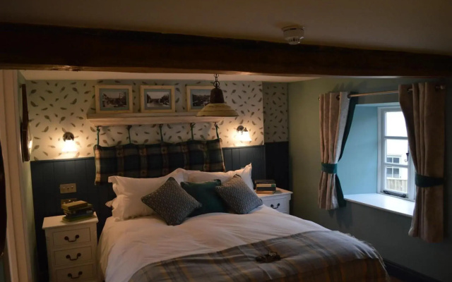 The Golden Pheasant Hotel