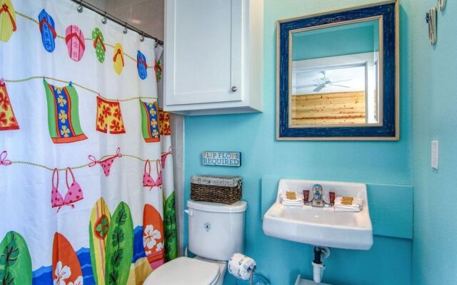 Looney Dunes 50 by RedAwning