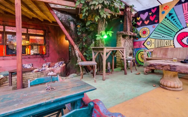 Mais Que Nada - Hostel & Patio-Bar